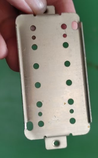 Humbucker 50mm Mountplate with Screws